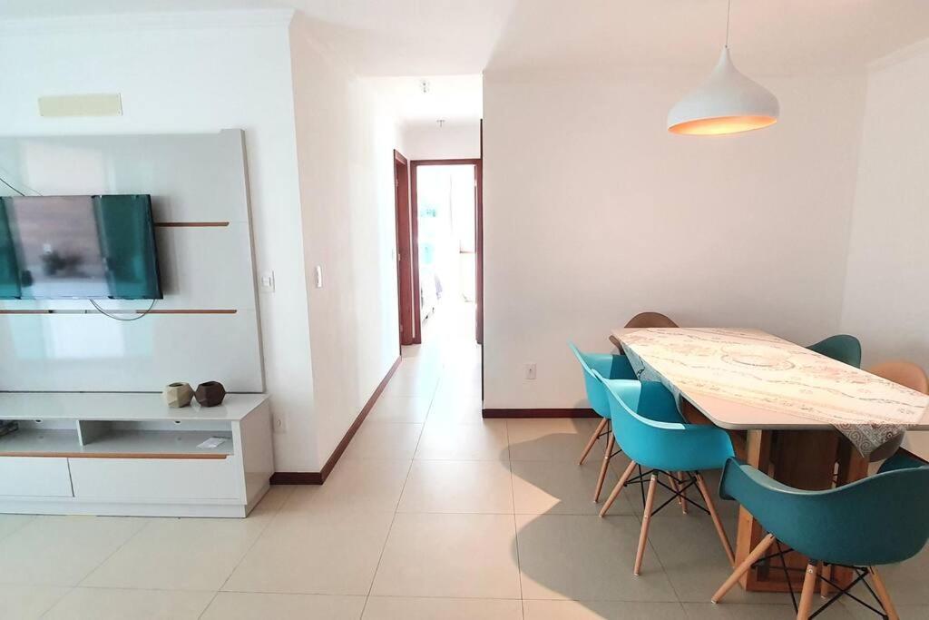 Lindíssimo apartamento, ar condic, 7 min da praia! Apartamento Cabo Frio Exterior foto